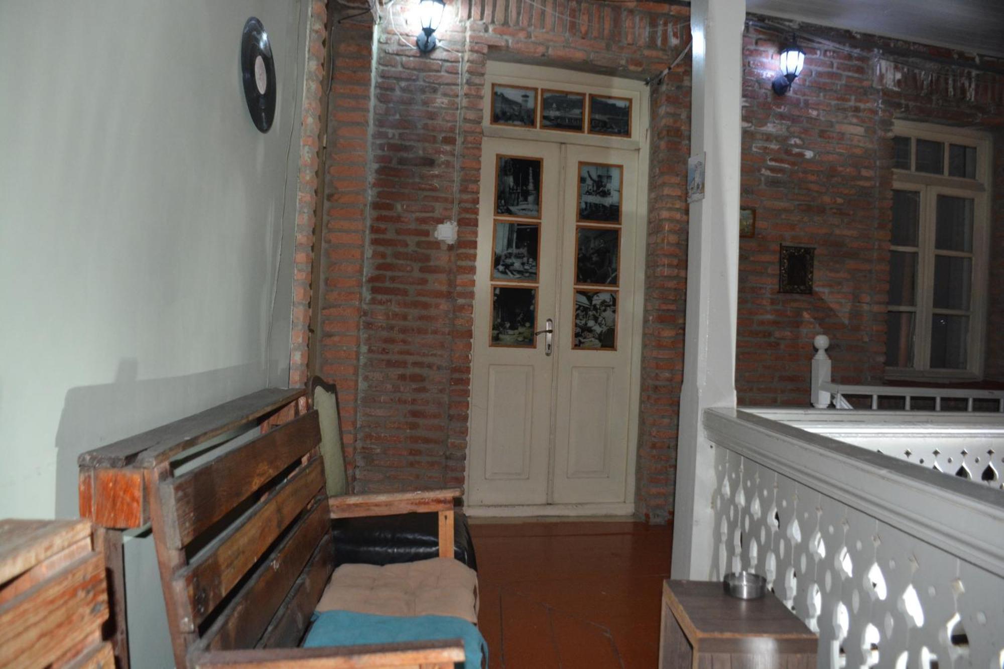 Old House Luca Hotel Tbilisi Exterior photo